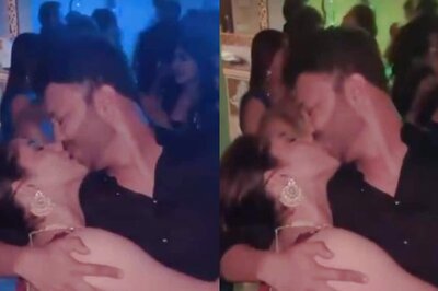 Ankita Lokhande and Vicky Jain Share a Passionate Kiss During Diwali Party