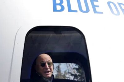 Jeff Bezos' Blue Origin Launches Six People Into Space In Fifth Space Tourism Flight
