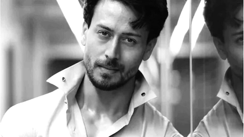 Heropanti 2: Tiger Shroff Makes Singing Debut in Bollywood with AR Rahman's Song, Fans Call Him 'All Rounder'