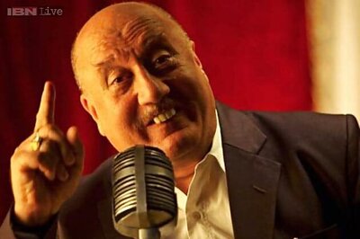 'Gang of Ghosts' Tweet Review: The satire lacks the required humour