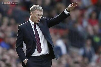 Moyes endures bumpy ride surrounded by Ferguson reminders