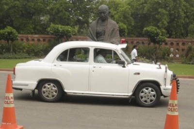 VIP Vehicles To Be 'Named And Shamed' For Wrong Parking In UP