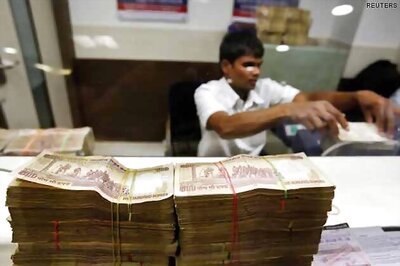 Rupee falls ahead of RBI's OMO debt sale