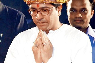 Why did Raj Thackeray say sorry to MNS workers?