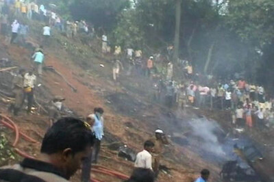 Onlookers at crash site irritants: eyewitness