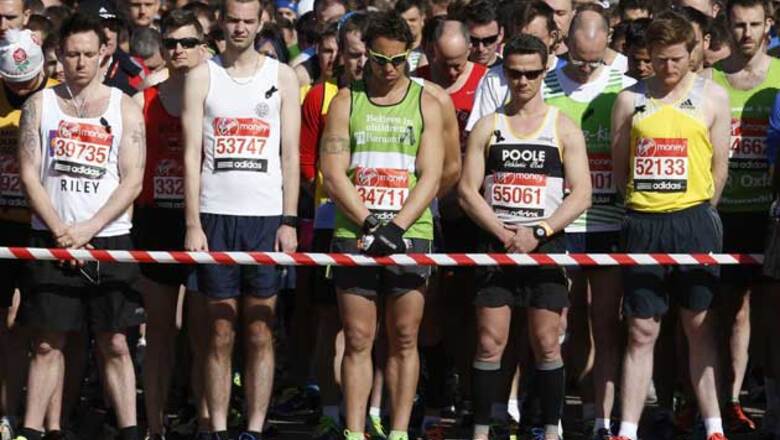 Big crowds, black ribbons for Boston at London Marathon
