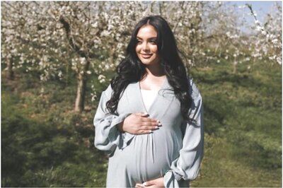 Harry Potter's Padma Patil, Actor Afshan Azad Announces Pregnancy with Adorable Pics