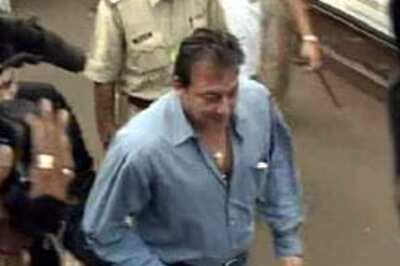 Sanjay Dutt's bail extended by a day