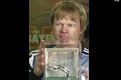Goalkeeping legend Kahn takes final bow from football