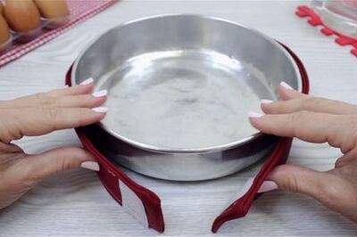 How to Bake a Flat Cake