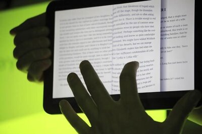 Google Play Books updated; new features include 'Read aloud' and 'pinch to zoom'