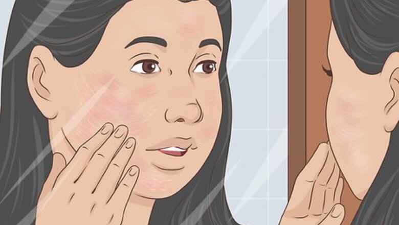 How to Choose Between a Moisturizer or Hydrator for Your Skin