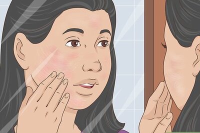 How to Choose Between a Moisturizer or Hydrator for Your Skin