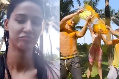 Disha Patani Joins Rumoured Ex Tiger Shroff For Holi At Akshay Kumar's House, Video Goes Viral; Watch