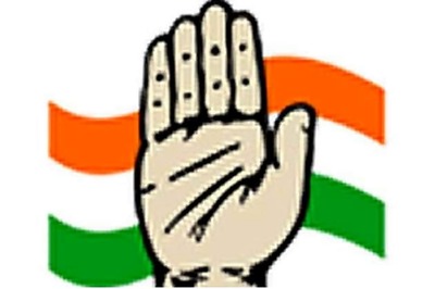 Gujarat polls: Cong leaders split over candidature of CM