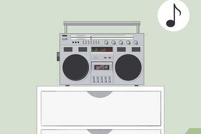 Musical Chairs: Rules & Fun Variations for Kids