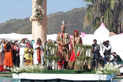 South Africa: 5 officials suspended over an Indian wedding scandal
