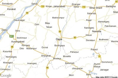 6 persons, including a cop, killed in road accident; driver on the run