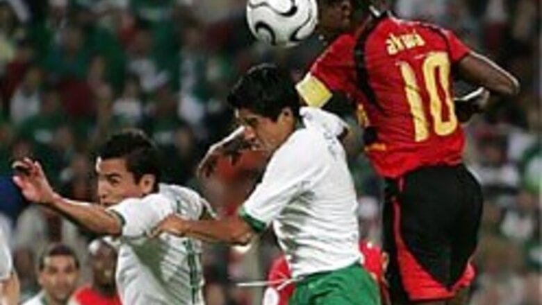 Angola hold Mexico to a 0-0 draw