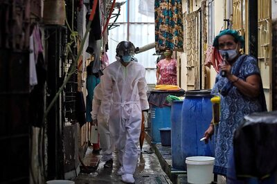 Over Half of Mumbai's Slum Residents May Have Had Covid-19. Here's Why Herd Immunity Could Still be Far Away