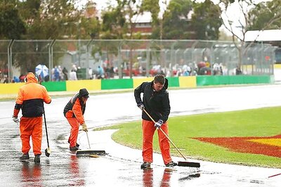 Rain forces Australian Grand Prix qualifying to Sunday