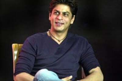SRK all set to sizzle the hot seat