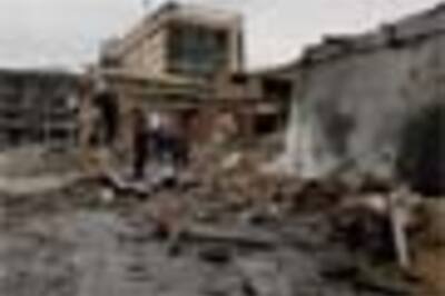 Powerful blast in Karachi, 15 killed, 40 injured