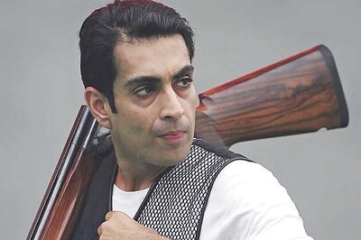 A shooter must keep a track on rival: Manavjit