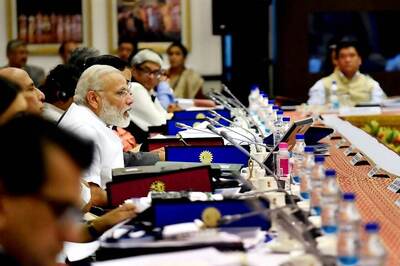 Centre Braces for Stormy NITI Aayog Meet Today as Oppn CMs Look to Corner PM Modi on Delhi Deadlock
