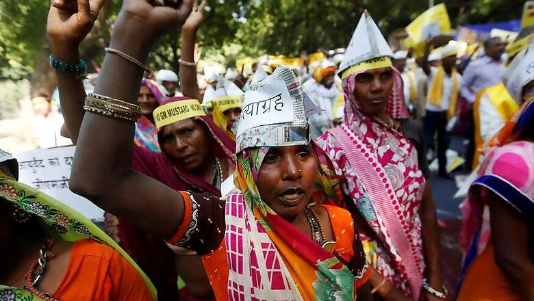 Chilli Market in Telangana Vandalised, Farmers Seek Better Price