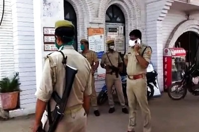 11 Policemen in Agra Sent To Police Lines For Dereliction of Duty in Rs 11 Lakh Loot Case
