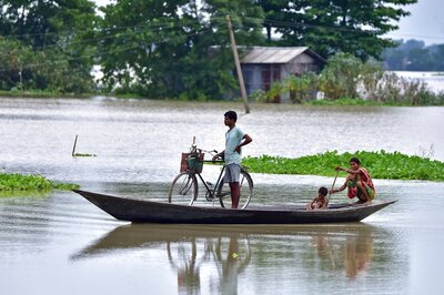 Flood Fury in 3 States: Some Rivers Flowing Above Danger Level in Bihar, UP; Water Recedes in Assam