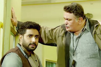 I have never heard anyone complain about Rishi Kapoor's temperament: Abhishek Bachchan