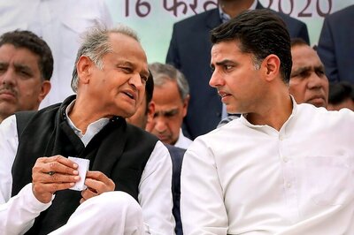 'Nothing is Left': Not on Talking Terms With Sachin Pilot for Over a Year Now, Says Gehlot Amid Slugfest