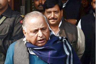 Mulayam Served With a Fine of Rs 4 Lakh by UP Power Department