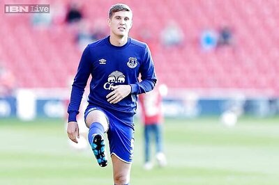 Everton to reject John Stones transfer request, says Roberto Martinez