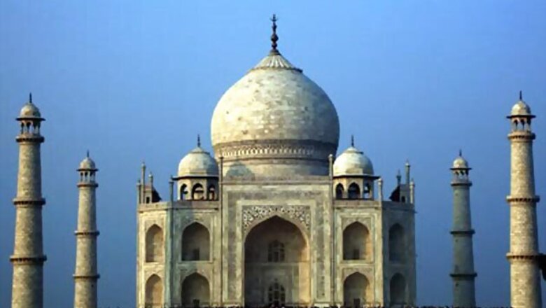 Lawyers to lay siege to Taj Mahal over new HC court bench in West UP