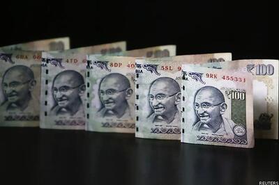 Rupee ends at 61.44 vs US dollar, up 29 paise