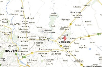 Man commits suicide by hanging himself