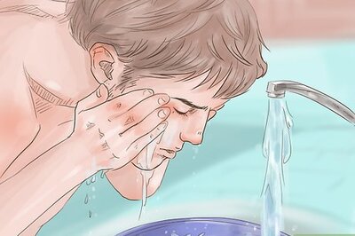 How to Apply Aftershave Splash