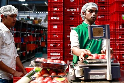 ‘Quality, Value for Money’: Covid Restrictions May be Gone, But Habit of Buying Groceries Online Here to Stay