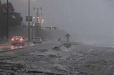 Hurricane Gustav hammers New Orleans oil terminals