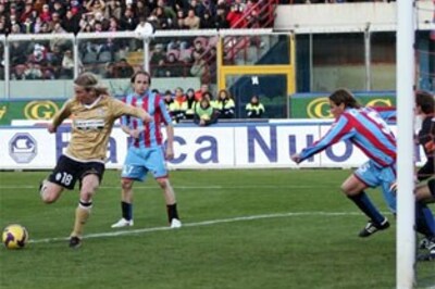 Poulsen wins the day for Juventus at Catania