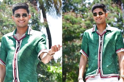 Shubman Gill Turns Indian Spider Man! Climbs On Car To Pose For Paps; Pics You Must NOT Miss