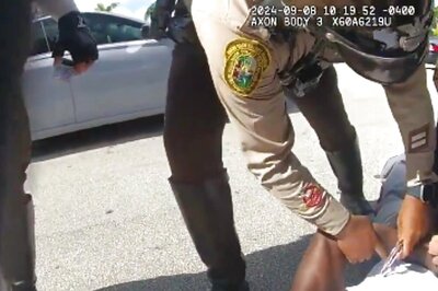 ‘I’m Just Being Black In America’: NFL Star Tyreek Hill Removed From Car, Dragged To Ground By Police | Video