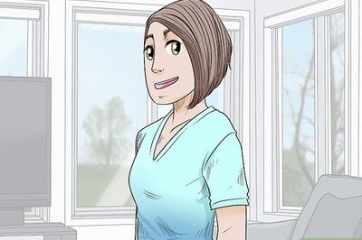 How to Make Breasts Look Firm Under Clothes Without a Bra