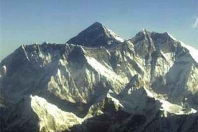 Woman with one leg out to conquer Mount Everest