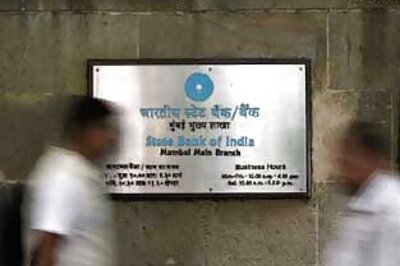 Govt seeks to cut stake in State Bank to 51 pct
