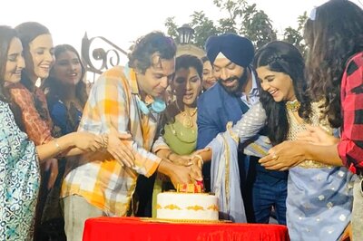 Unit of TV Show Choti Sarrdaarni Celebrates 200 Episodes