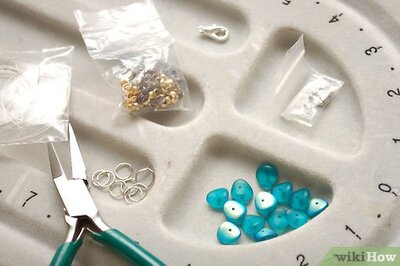 How to Make a Floating Bead Necklace